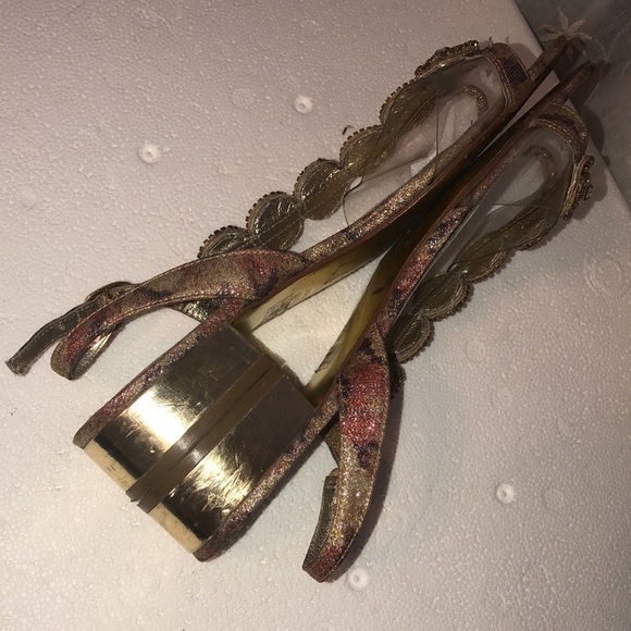 Adrianna Papell Daisy Gold Embellished Rhinestone Sandals size 8M - Picture 7 of 11